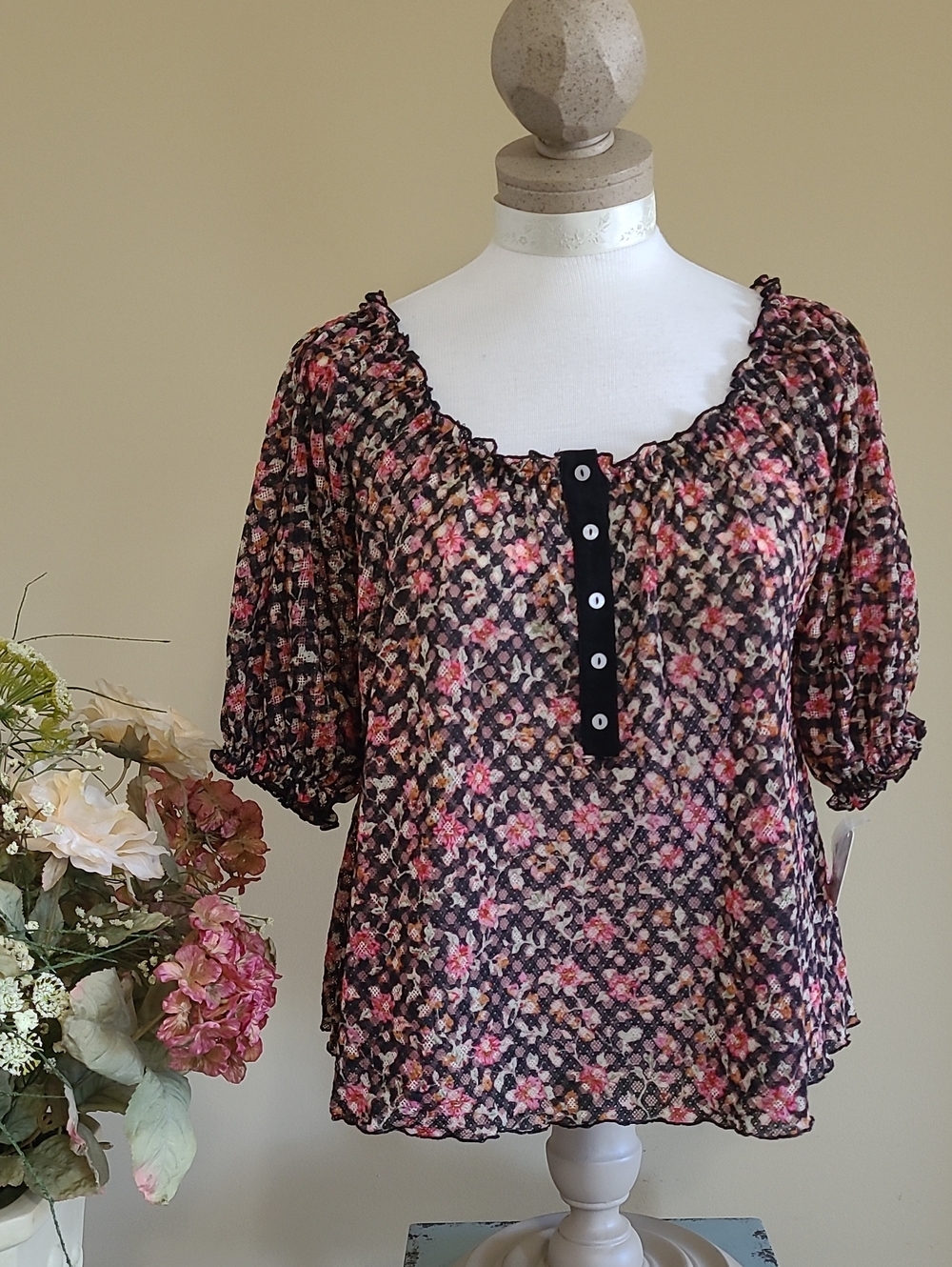 NEW Free People Peasant Top Stretch Flowy Puff Short Sleeve Fits M-L - Picture 3 of 15